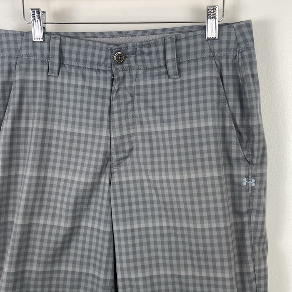 ✨3/$25✨ Under Armour Men’s Gray Short - 32 - Picture 2 of 9